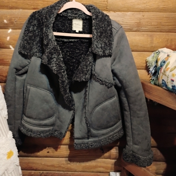 Chelsea & Violet Women's Gray Shearling Jacket XS Like New - Picture 1 of 12